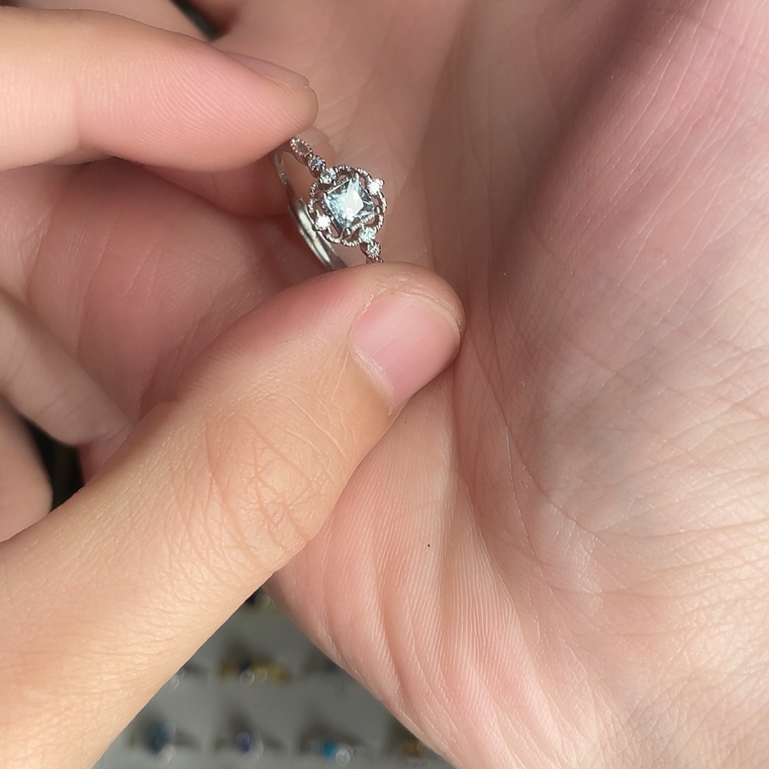 海蓝宝石戒指银S925镶嵌