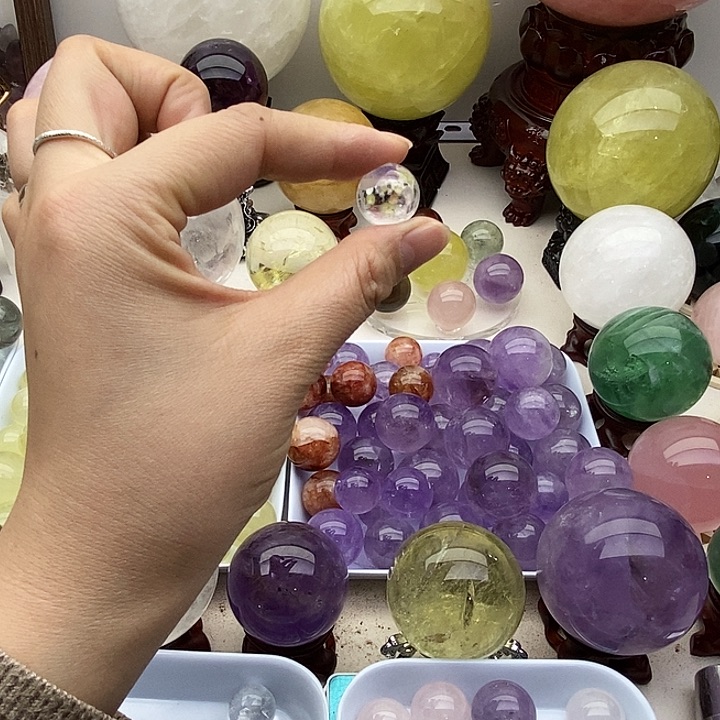 天然水晶未镶嵌未镶嵌水晶7