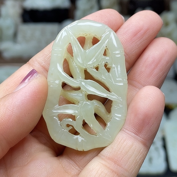 和田玉未镶嵌挂件