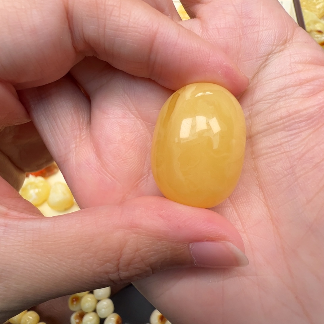 琥珀未镶嵌裸石蜜蜡