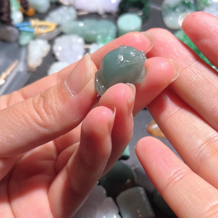 【闪购商品】翡翠颈饰未镶嵌天然翡翠