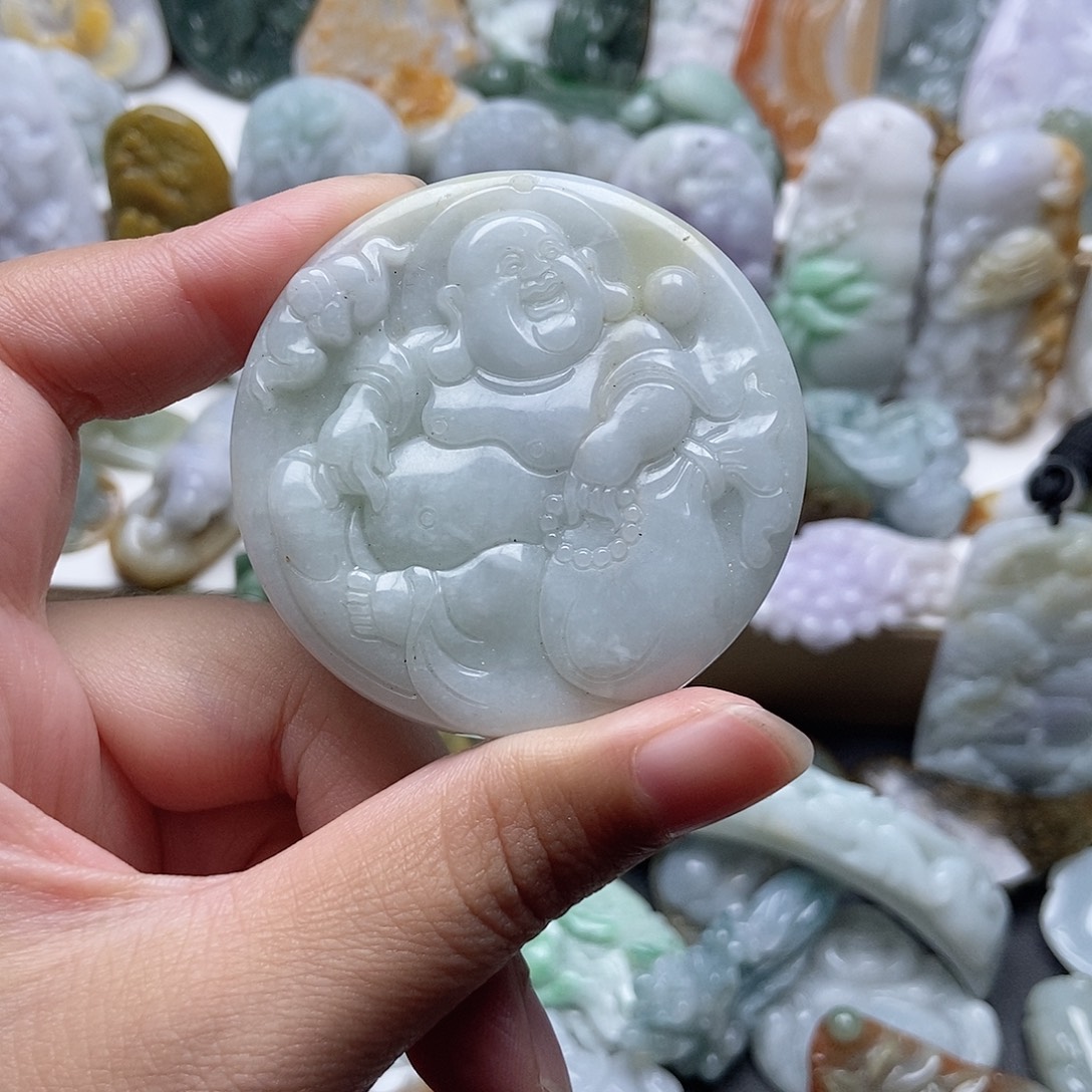 翡翠未镶嵌颈饰翡翠