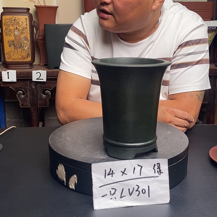 紫砂花盆货号一只LV301