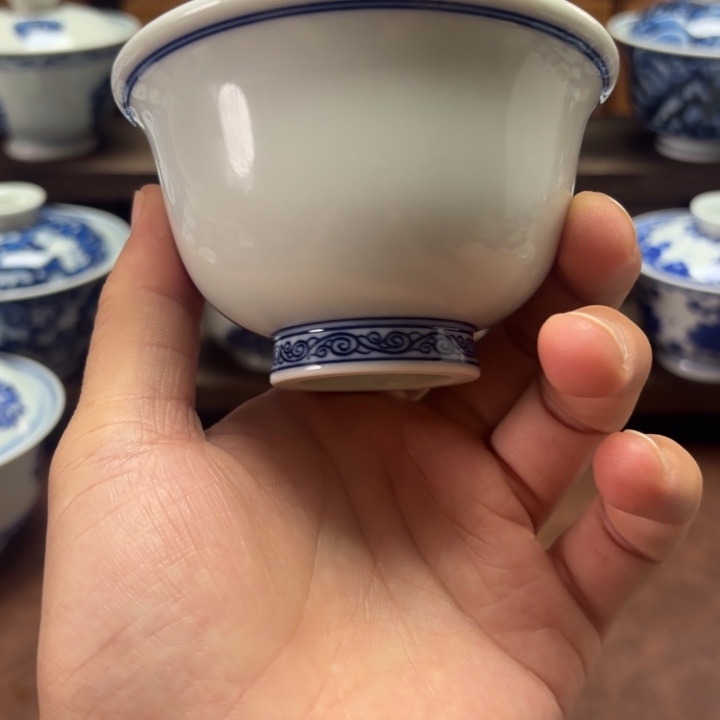 景德镇纯手工手绘大压手