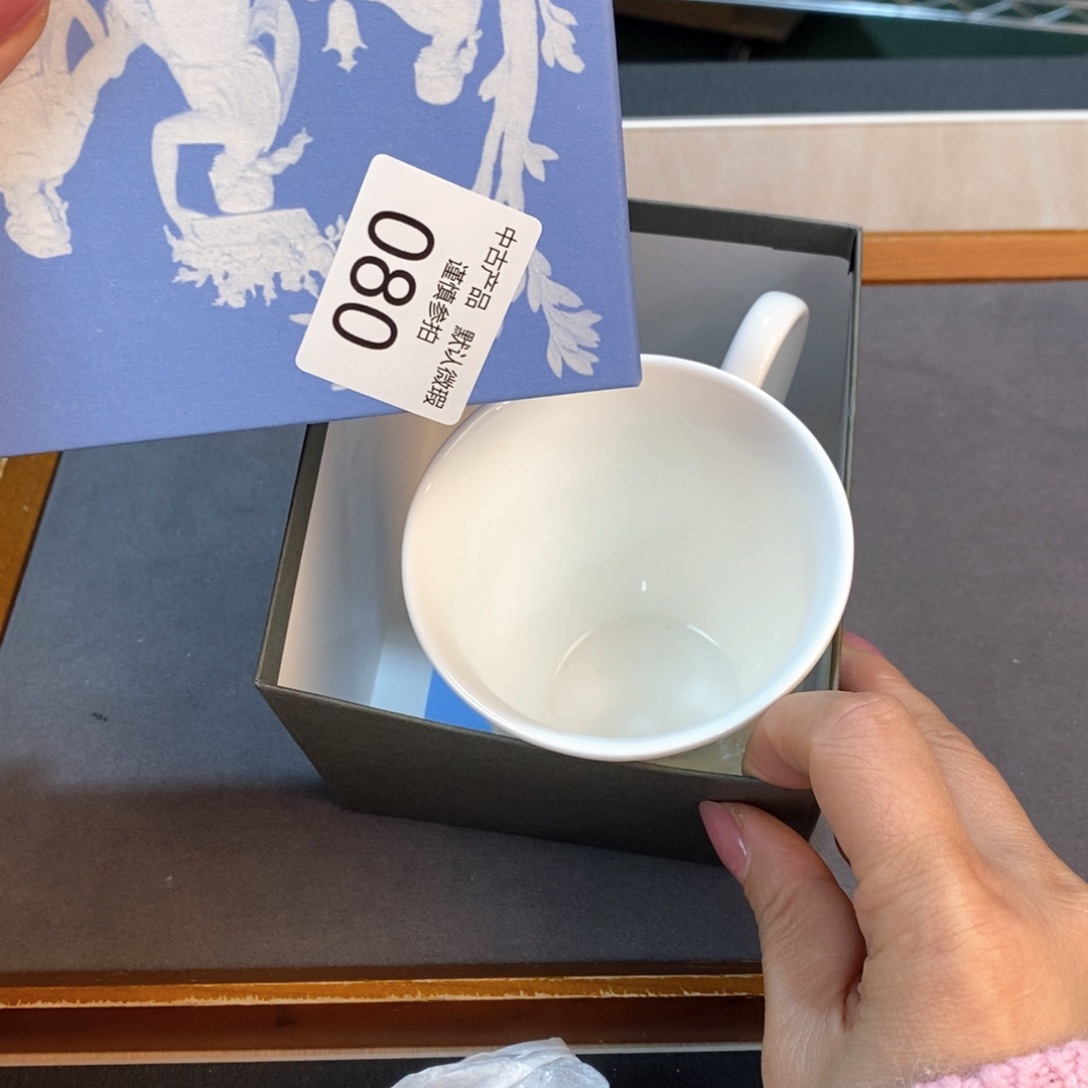 瓷器过哈哈哈哈哈哈哈