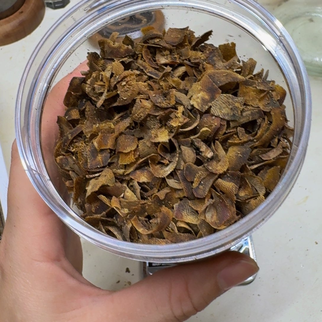 L***y沉香沉香碎屑奇楠沉香海南乌身切片40克