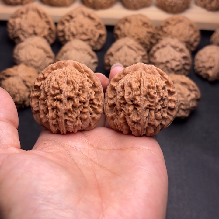 文玩核桃把件42四座楼