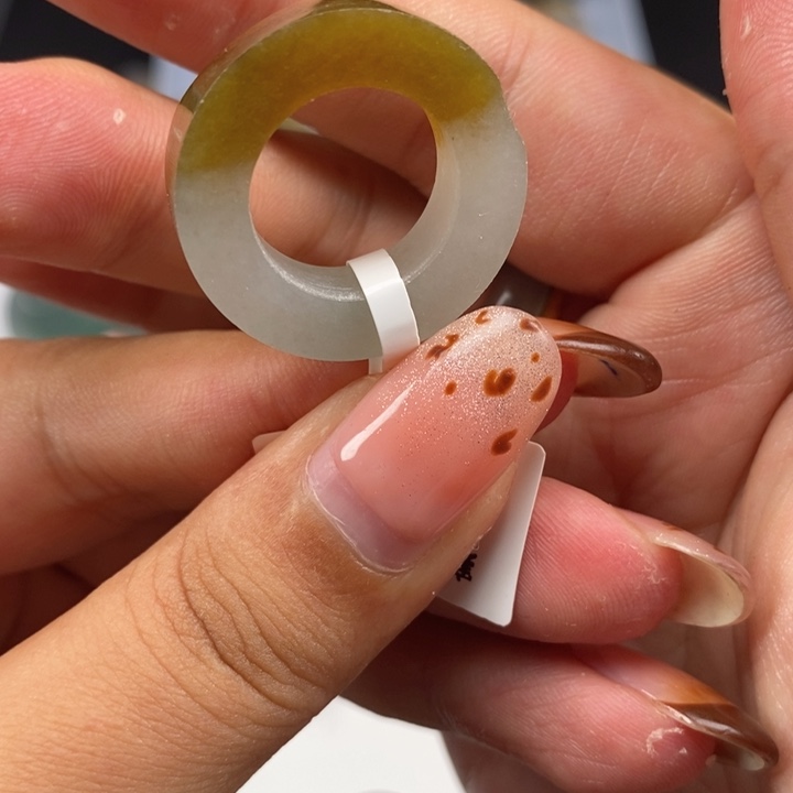 翡翠未镶嵌戒指03