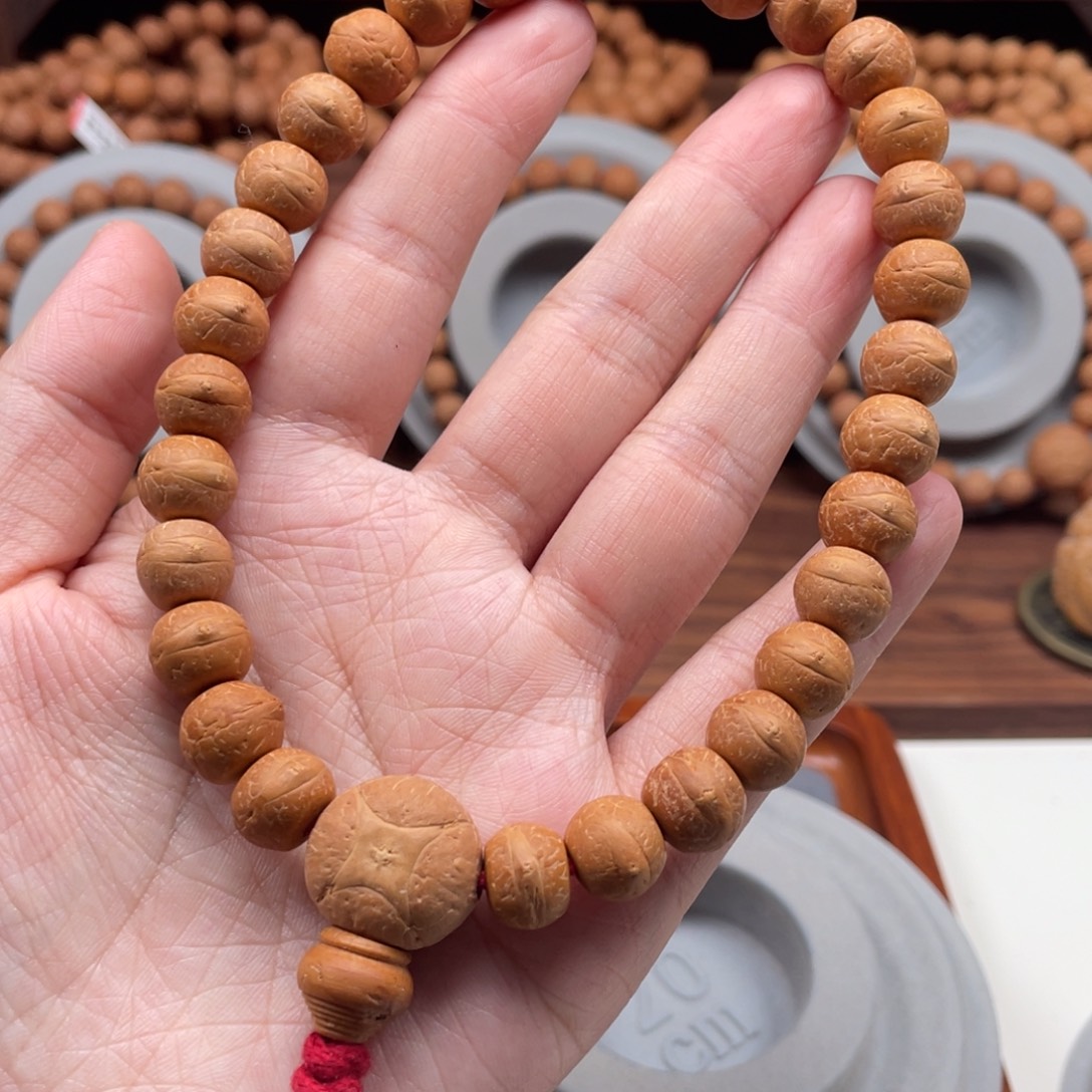 凤眼菩提吊坠尼泊尔凤眼菩提单仓厚皮壳藏式手持