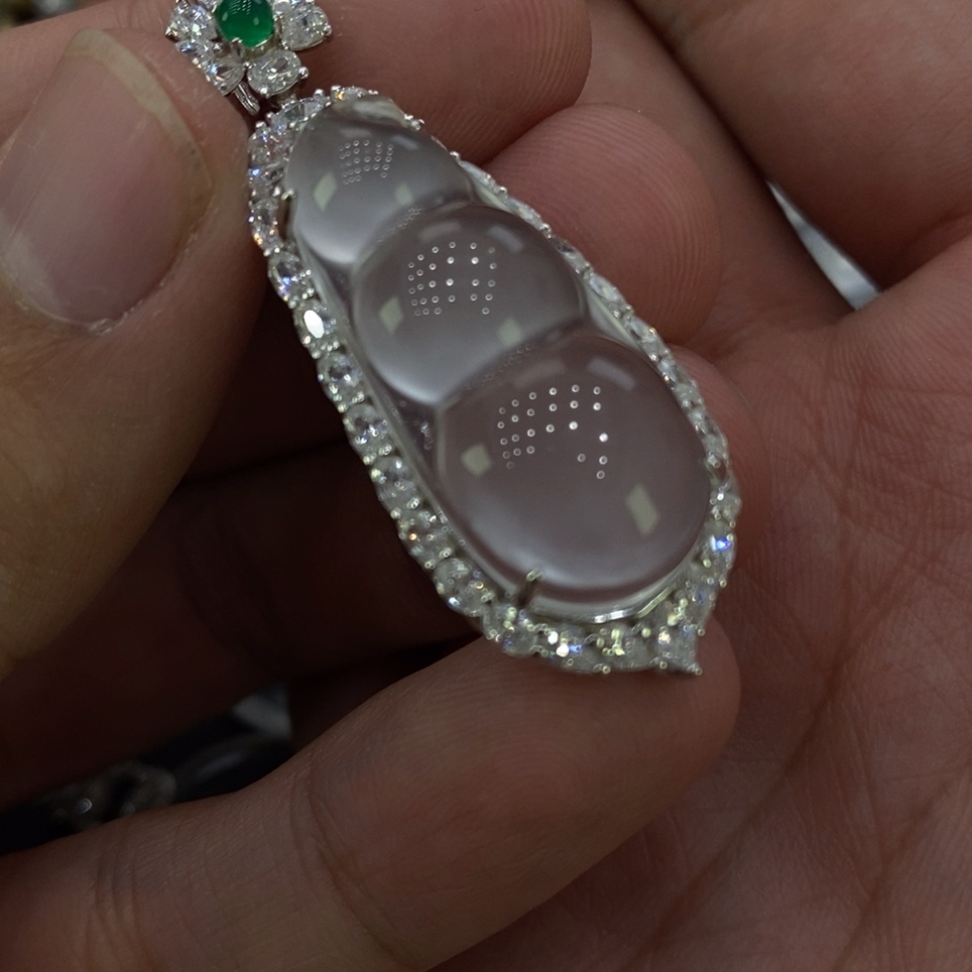 石英质玉吊坠银S925镶嵌