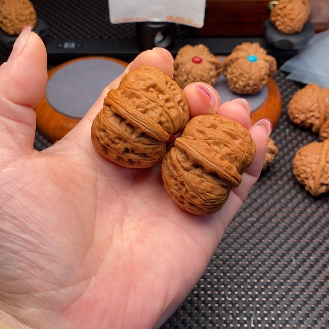 文玩核桃把件元宝44.5尺镶嵌款