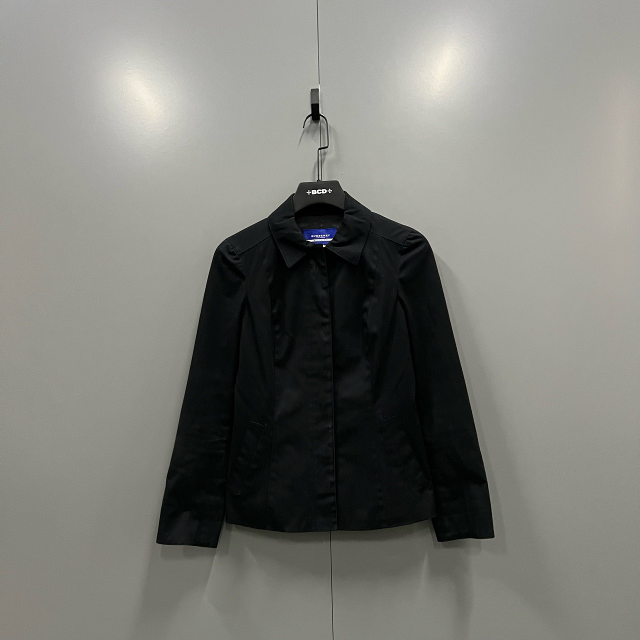 95新 BURBERRY/博柏利 （bb）黑色翻领夹克 38码/302867