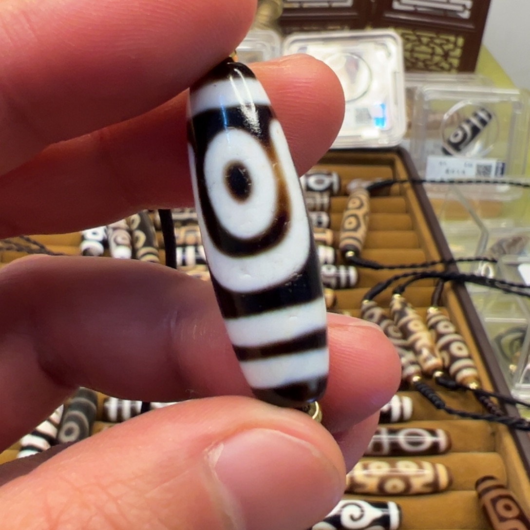 抚***达玛瑙/玉髓未镶嵌颈饰