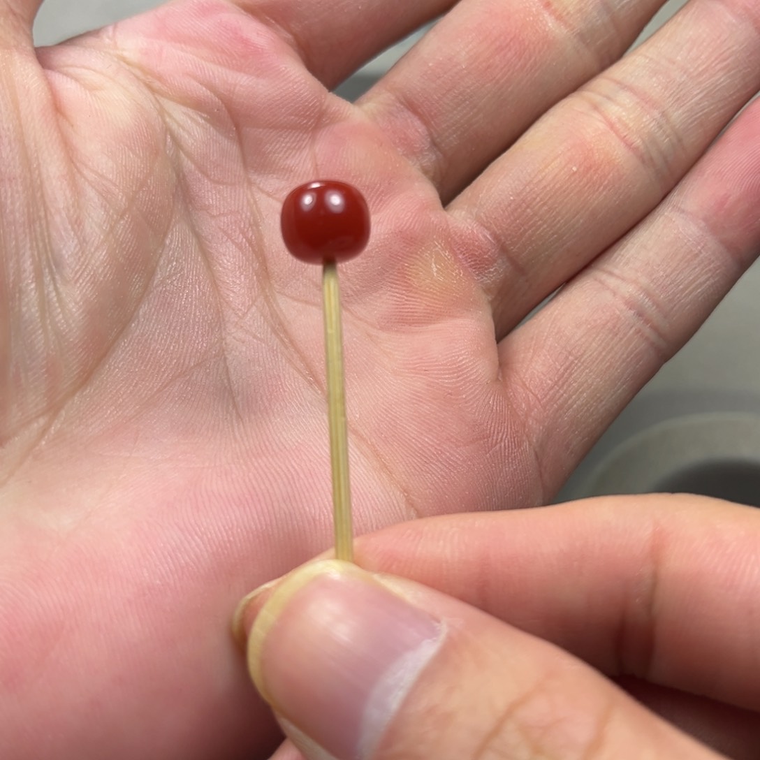 南红玛瑙未镶嵌老型单珠?