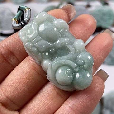 翡翠颈饰未镶嵌貔貅福利翡翠