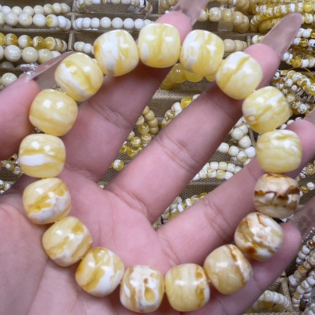 手绳琥珀未镶嵌13m