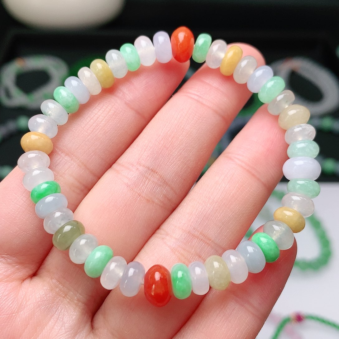 翡翠手链未镶嵌翡翠