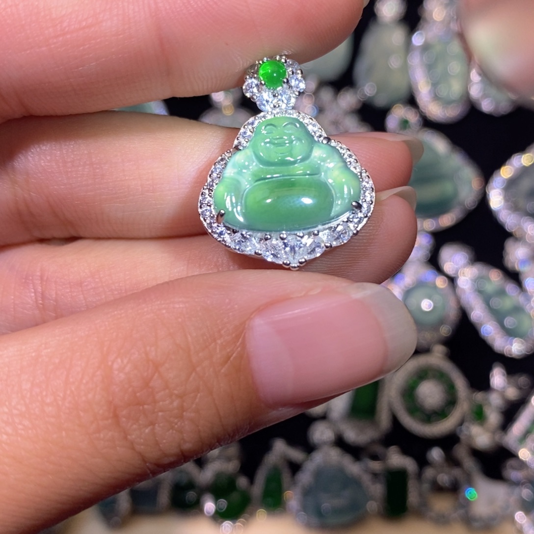 翡翠未镶嵌颈饰天然