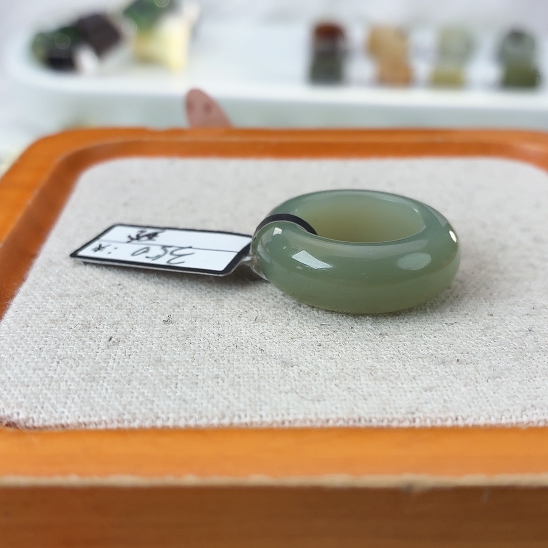 和田玉未镶嵌戒指c38且末蓝轮胎16.9不退换