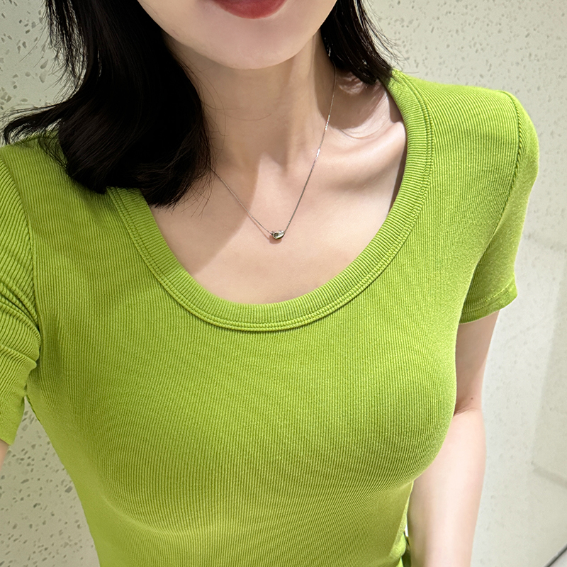 果绿色U领修身短袖T恤女夏慵懒风短袖甜美可爱风格衣服