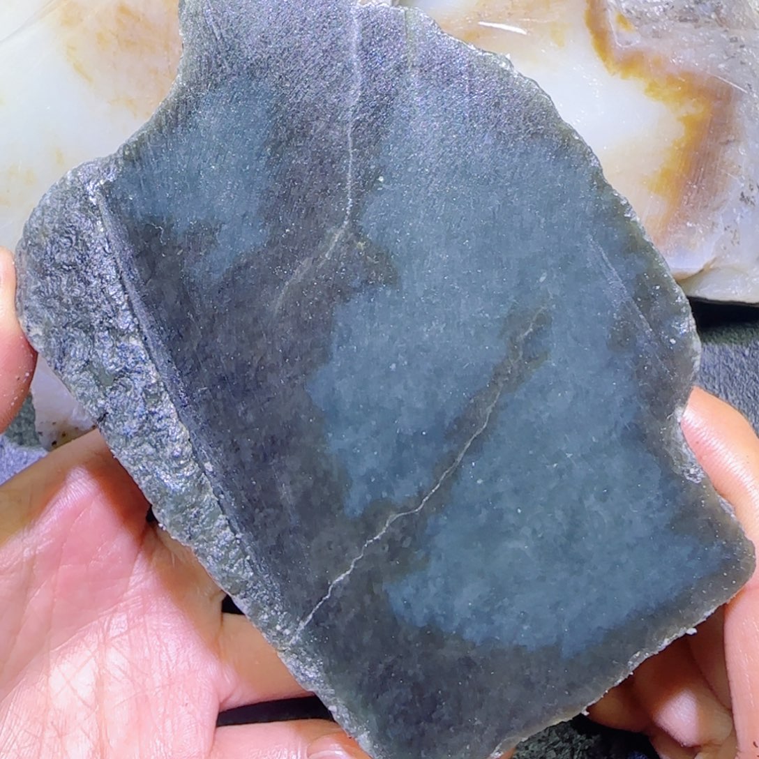 和田玉未镶嵌珠宝半成品