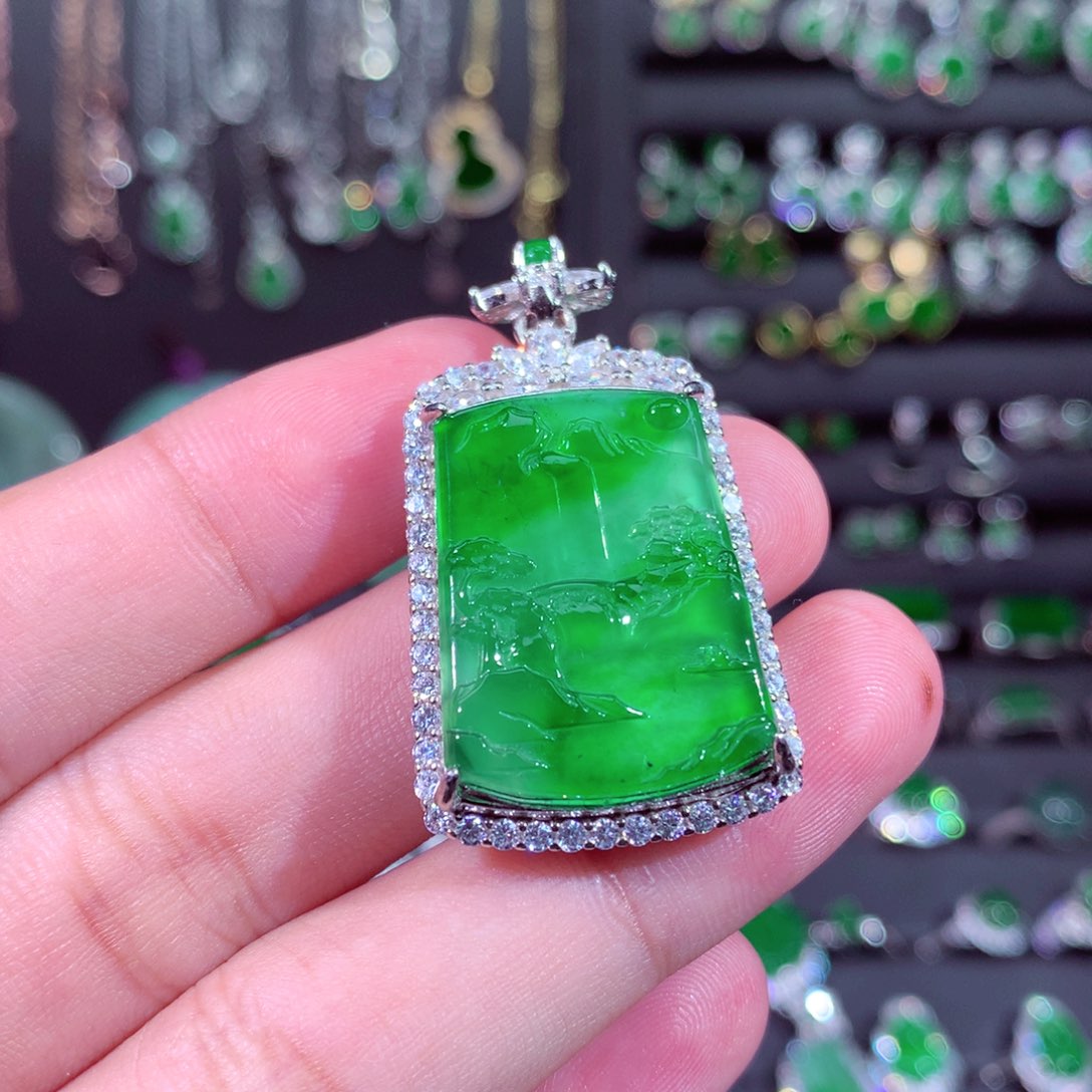 翡翠吊坠(不含链)未镶嵌