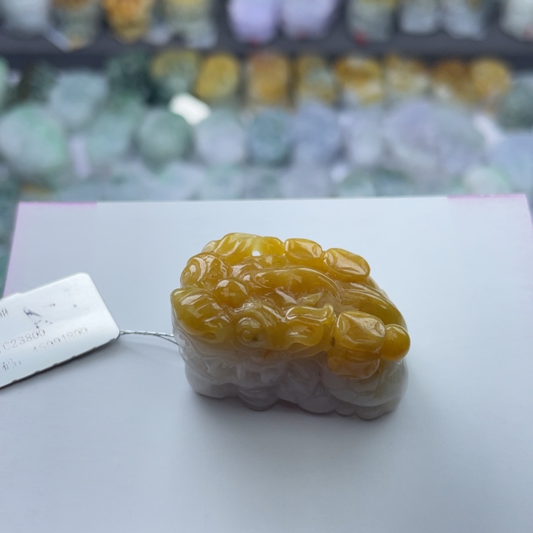 翡翠颈饰未镶嵌貔貅