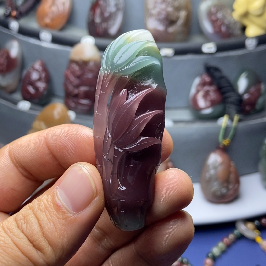 远***哥玛瑙/玉髓未镶嵌颈饰