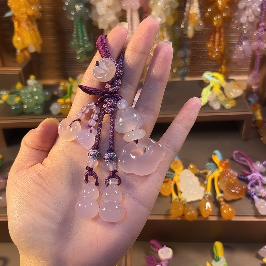 喵****玛瑙/玉髓未镶嵌车挂钥匙扣