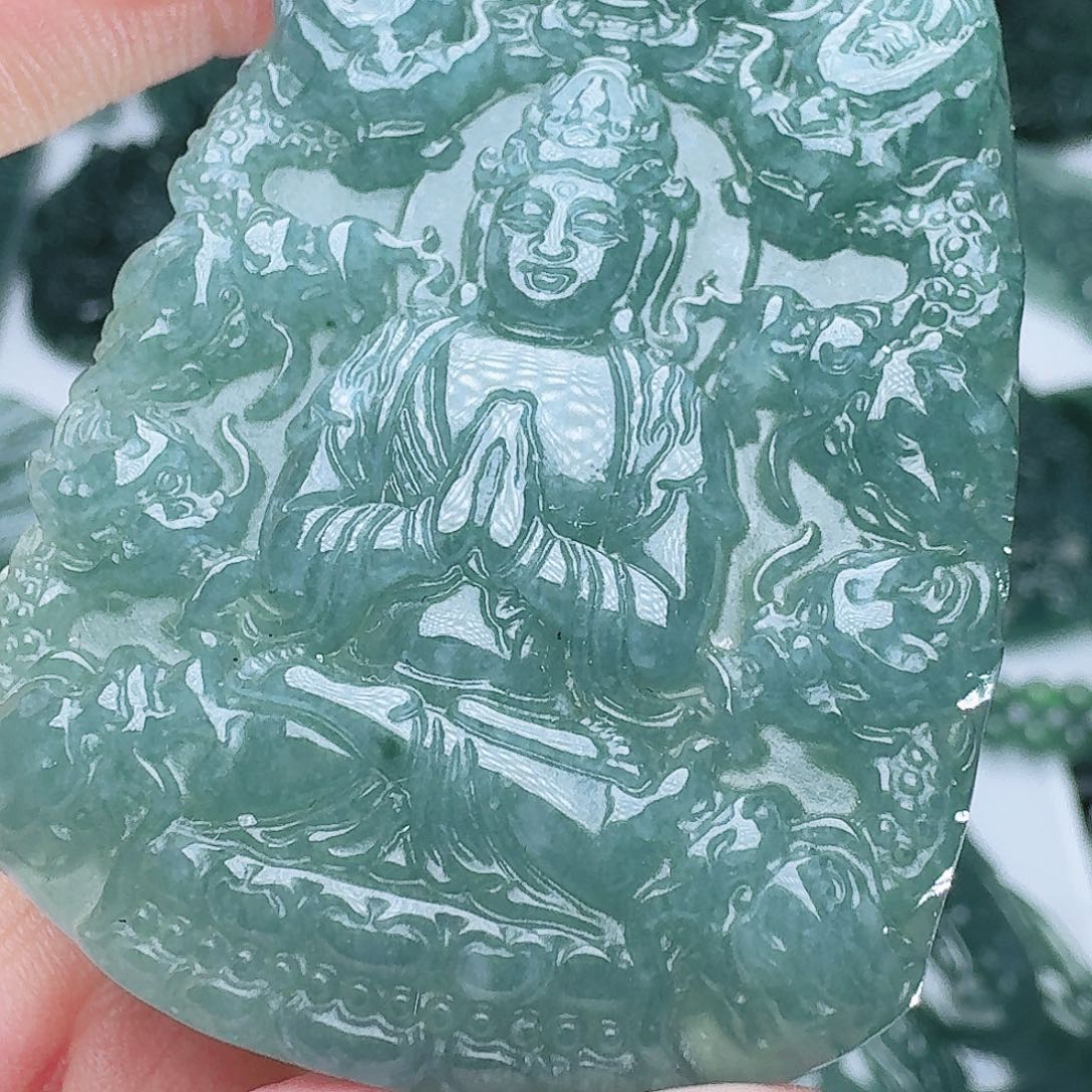 翡翠未镶嵌颈饰111