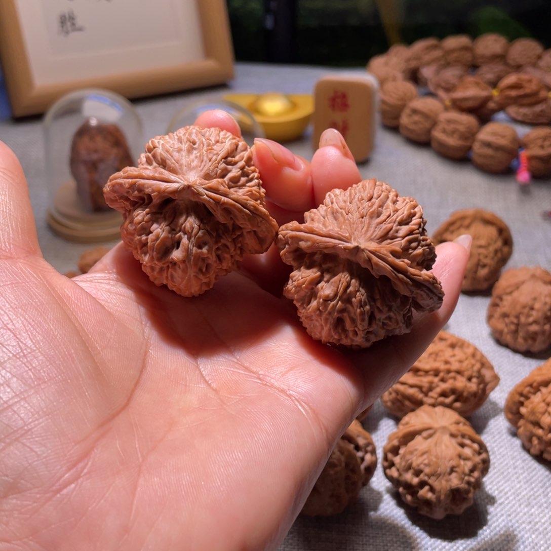 桃核把件44全品三角白