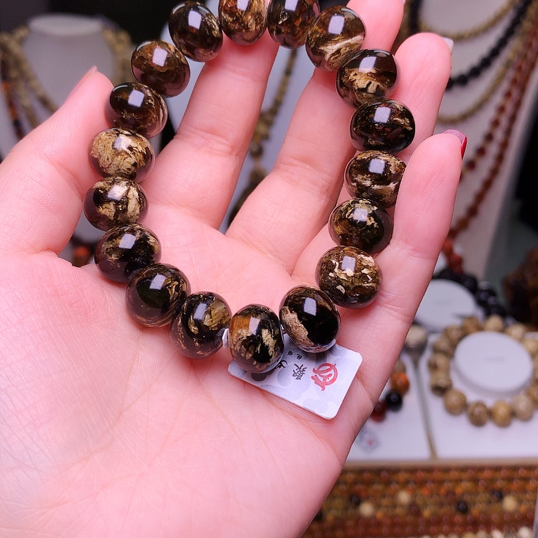 琥珀裸石未镶嵌我**心琥珀