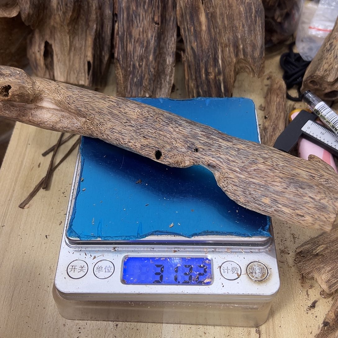 香料绿奇楠虫漏31克白棋