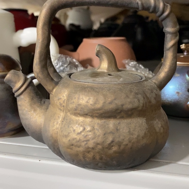 陶瓷艺术品及陶瓷壶