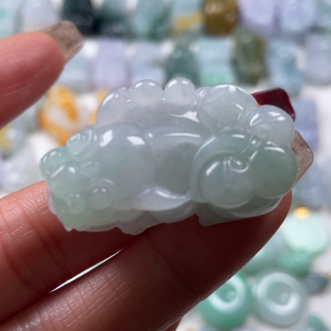 翡翠吊坠(赠链)18K金镶嵌