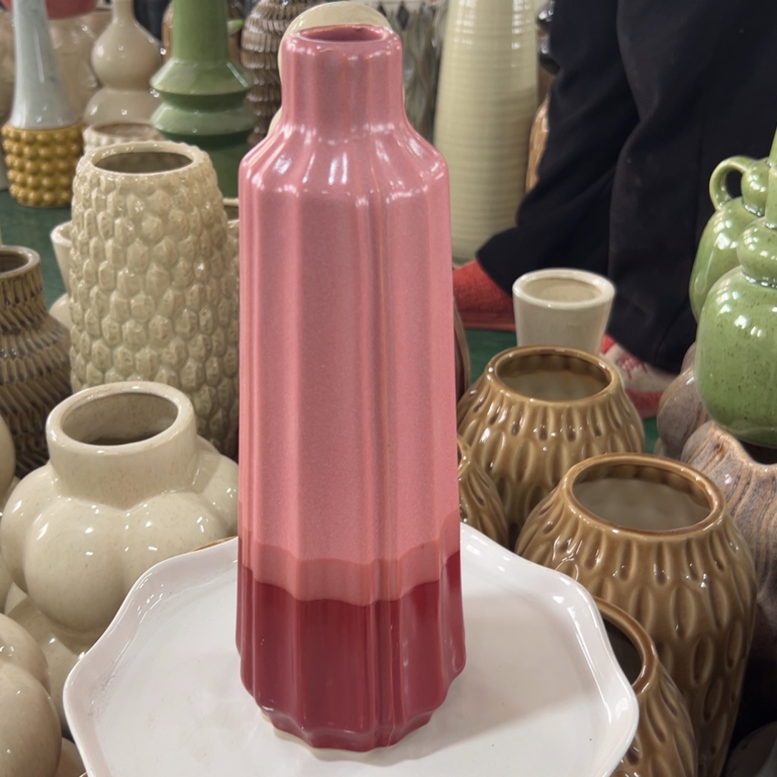 摆件15 号高中低温陶瓷瓶（部分微瑕）