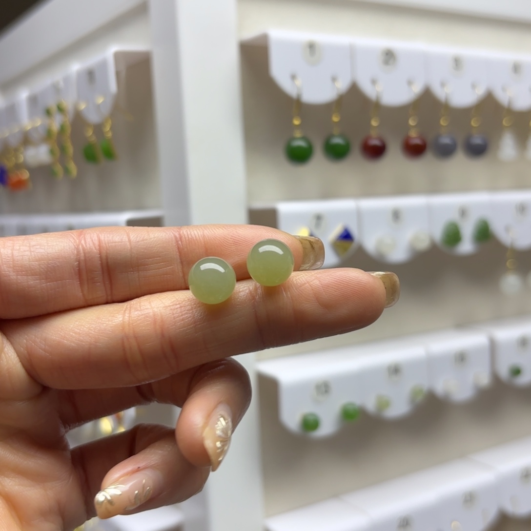 和田玉银S925镶嵌耳饰