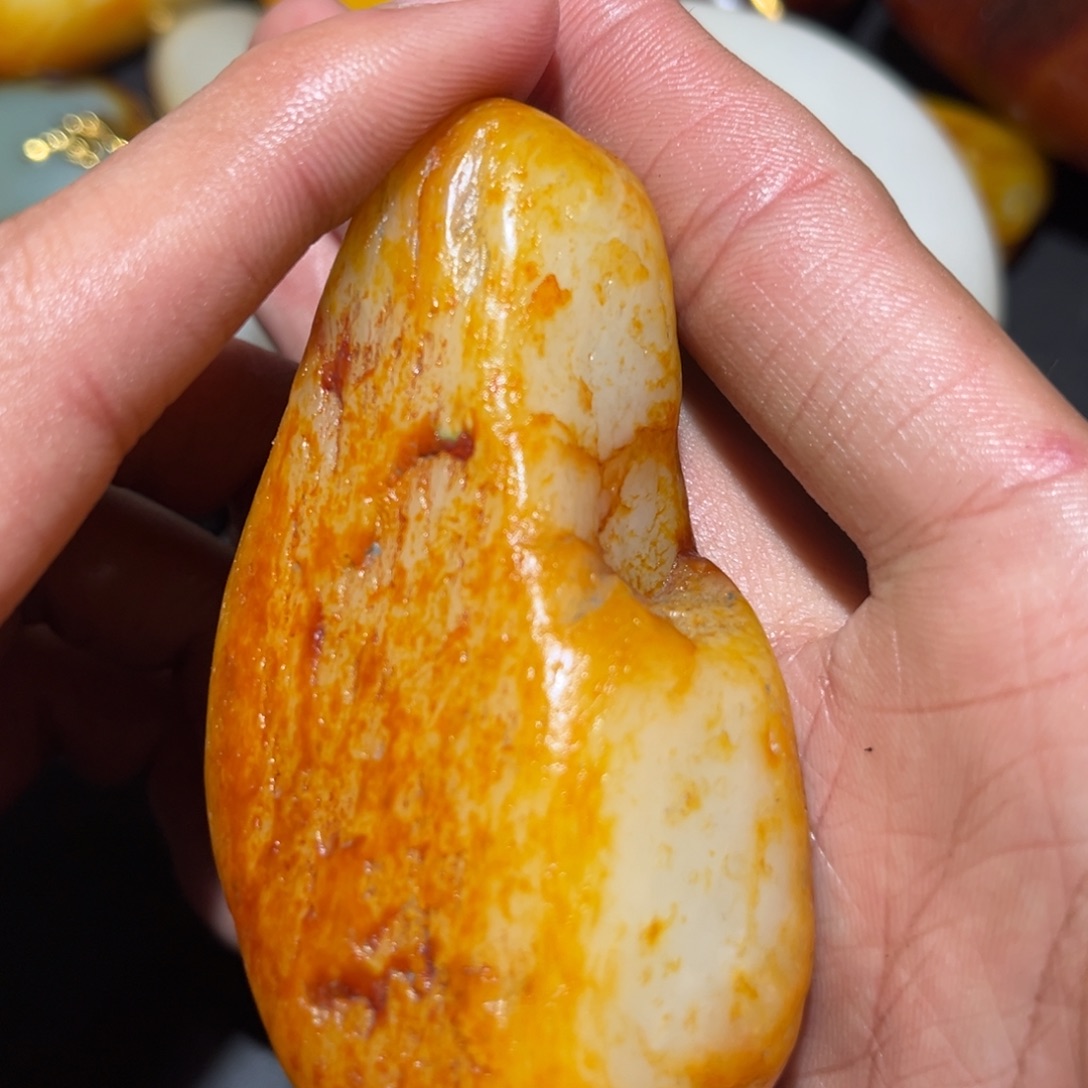 和田玉未镶嵌珠宝奇石