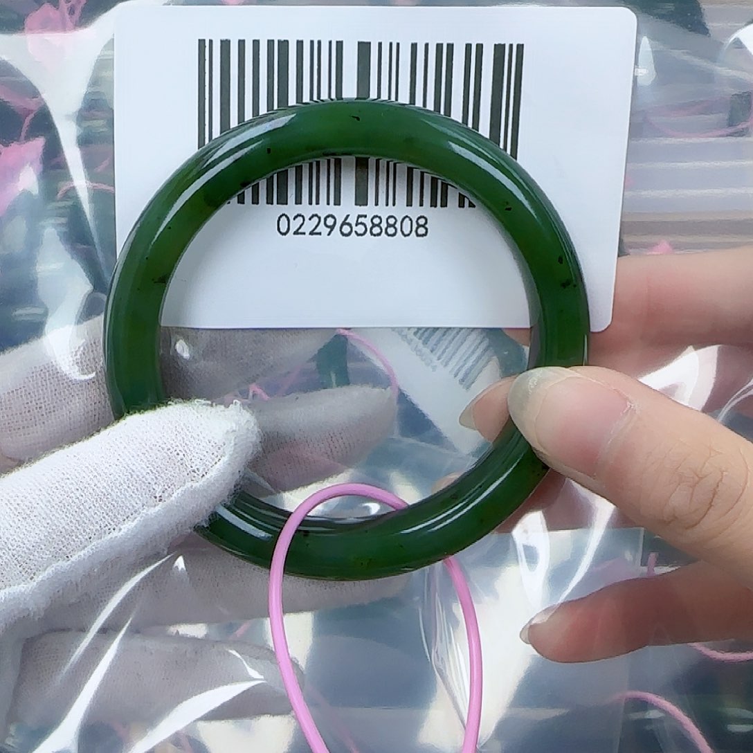 和田玉（碧玉）手镯未镶嵌58