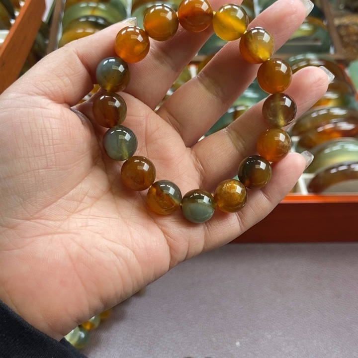 蛇纹石玉未镶嵌手镯手串