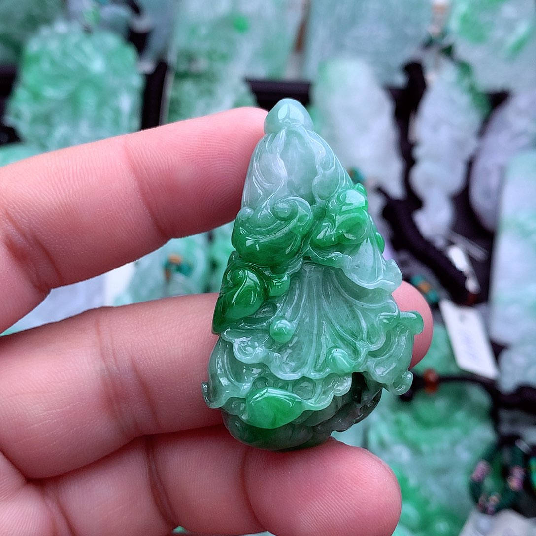 翡翠吊坠(不含链)未镶嵌