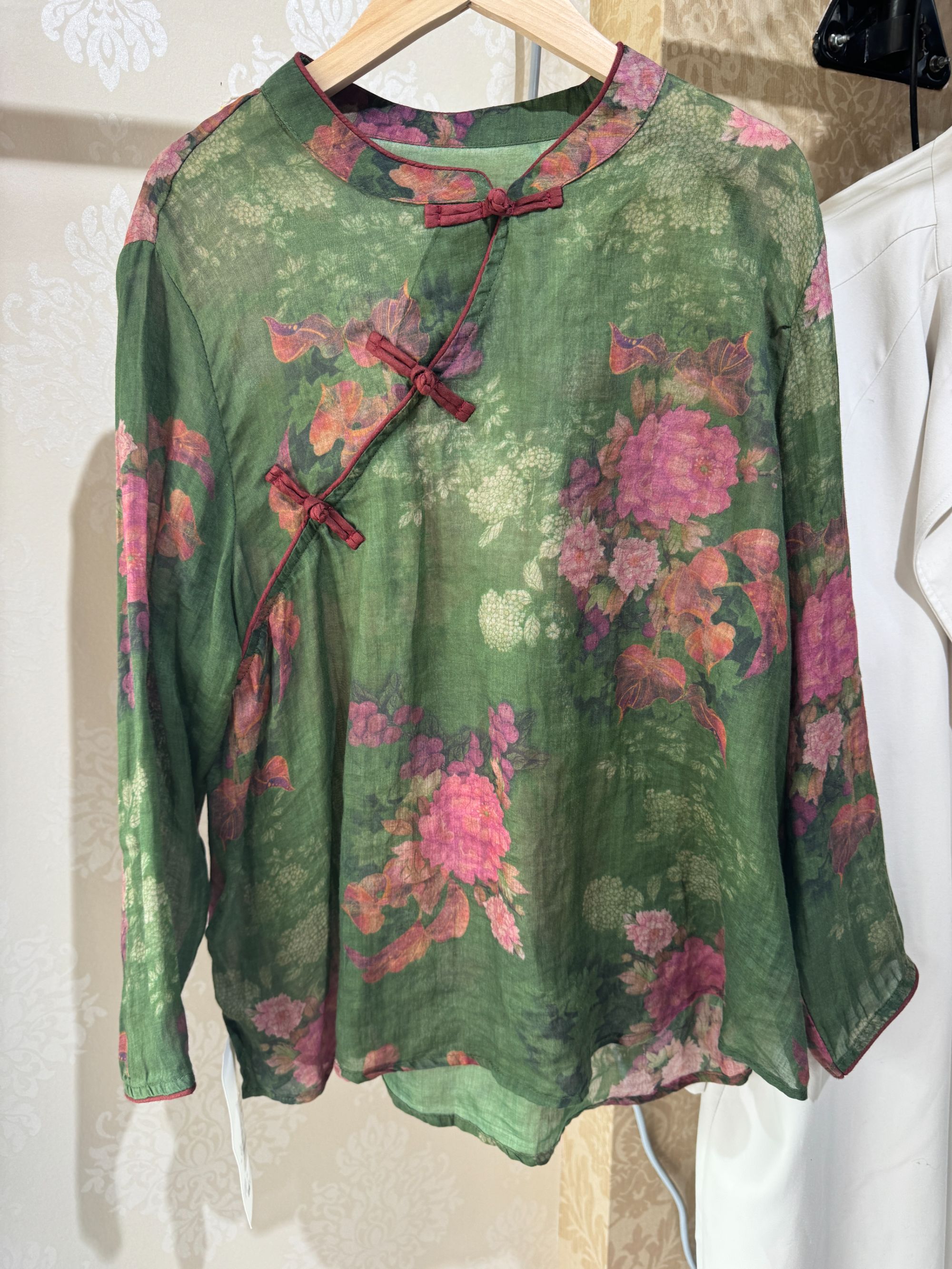 绿色苎麻印染斜襟长袖盘扣国风衬衫绿色