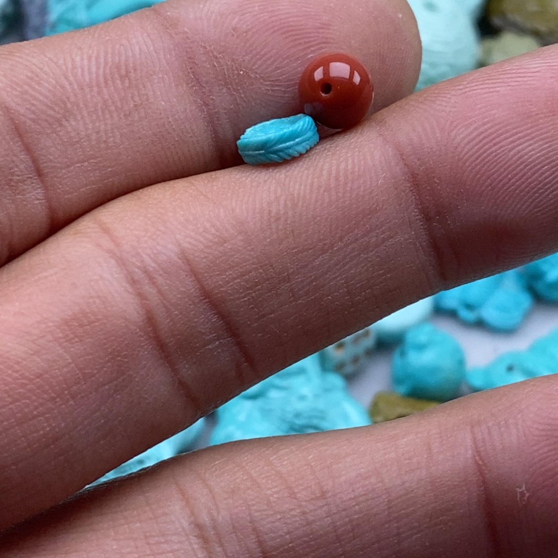 雨***人南红玛瑙未镶嵌珠宝半成品