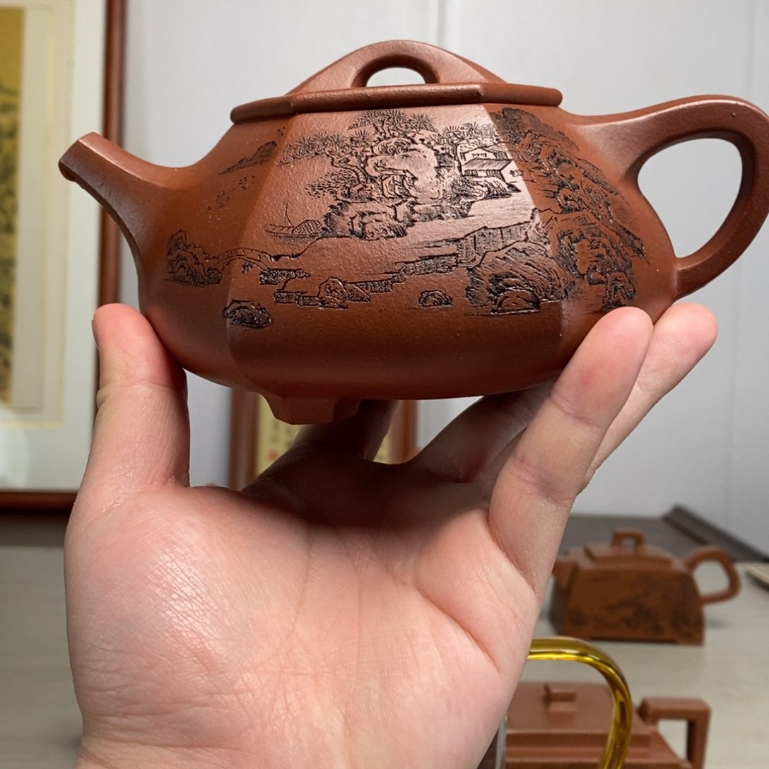 紫砂茶壶原矿泥料传统工艺制作