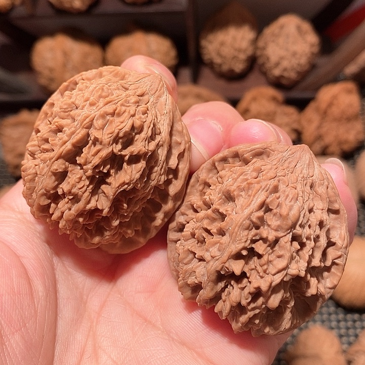 文玩核桃吊坠41尺全品满天星，黄尖