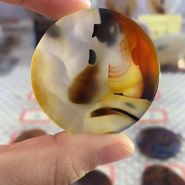 风***扬玛瑙/玉髓未镶嵌颈饰