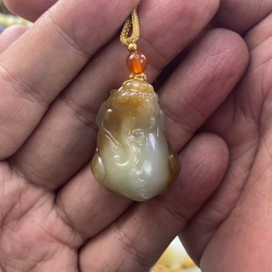 和田玉颈饰未镶嵌用****冬