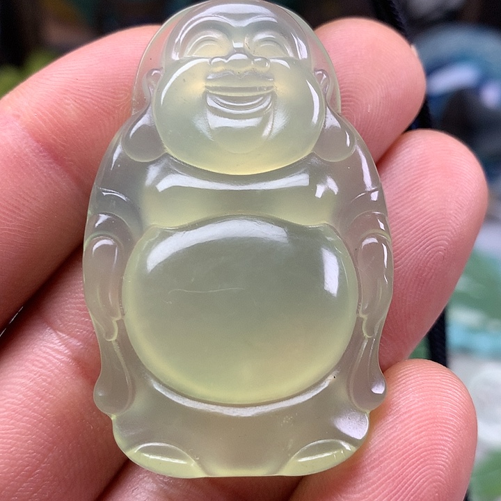 蛇纹石玉挂坠未镶嵌