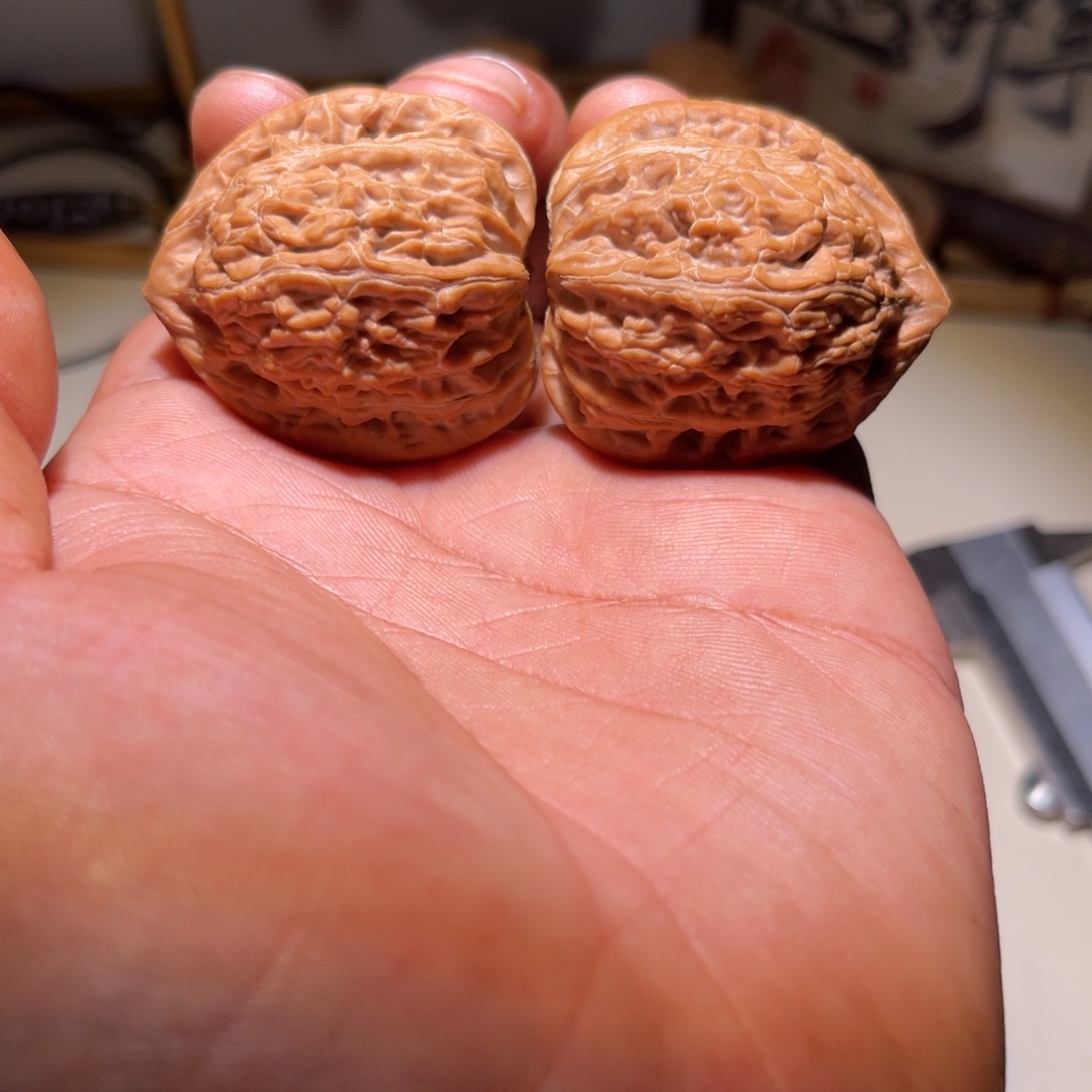 把件文玩核桃37➕三角僧帽