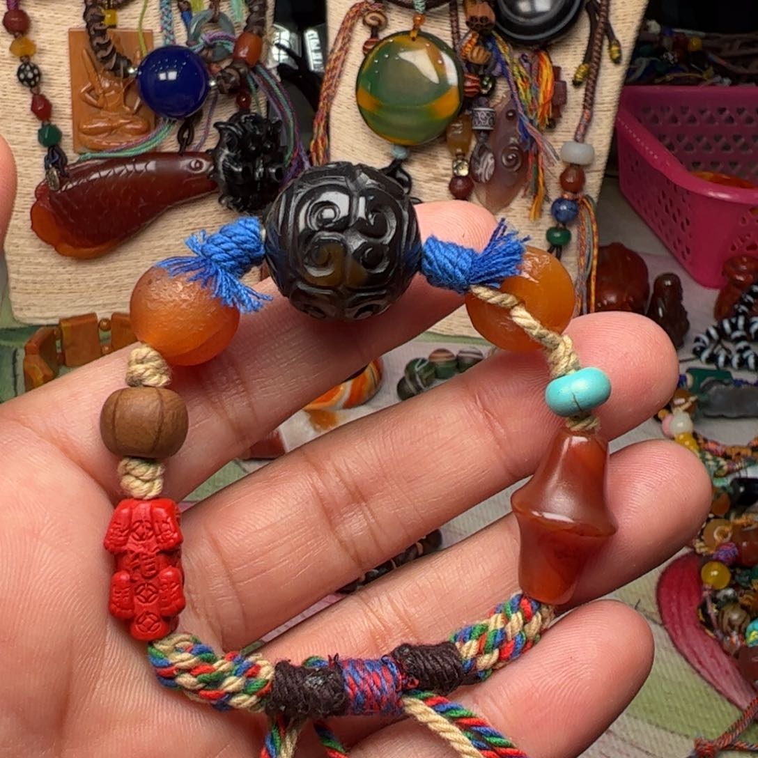 玛瑙/玉髓颈饰未镶嵌